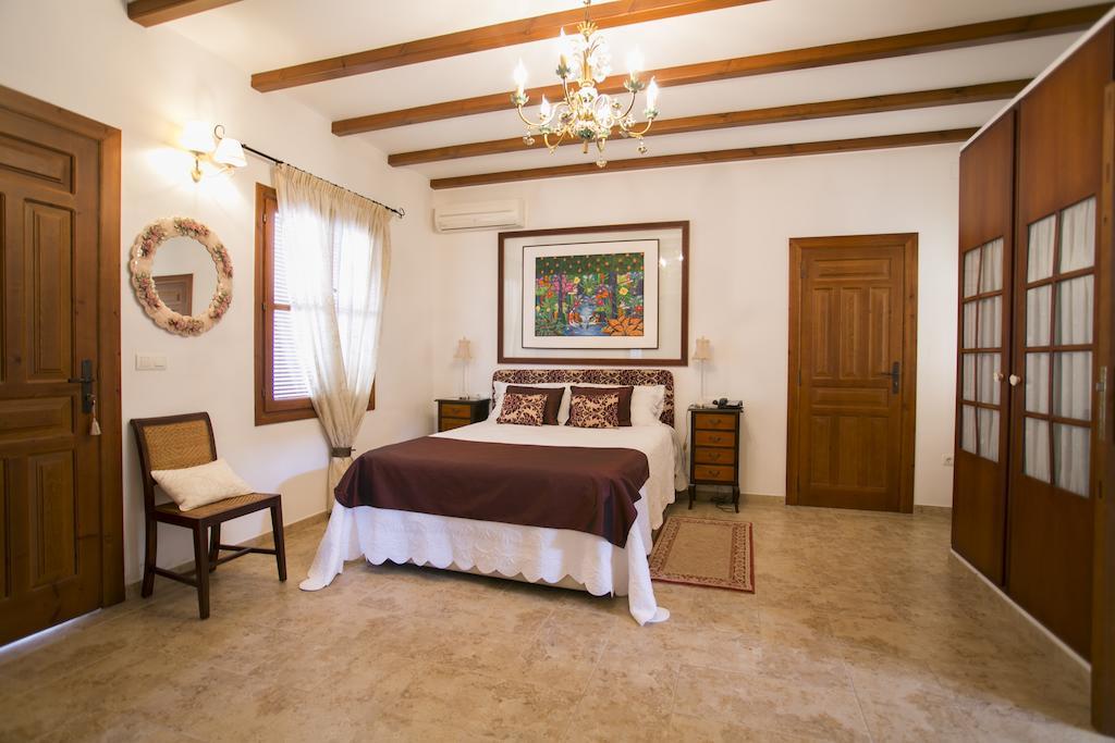 Huerto De La Luz Guest House Elche Ngoại thất bức ảnh