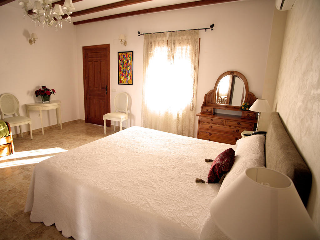 Huerto De La Luz Guest House Elche Phòng bức ảnh